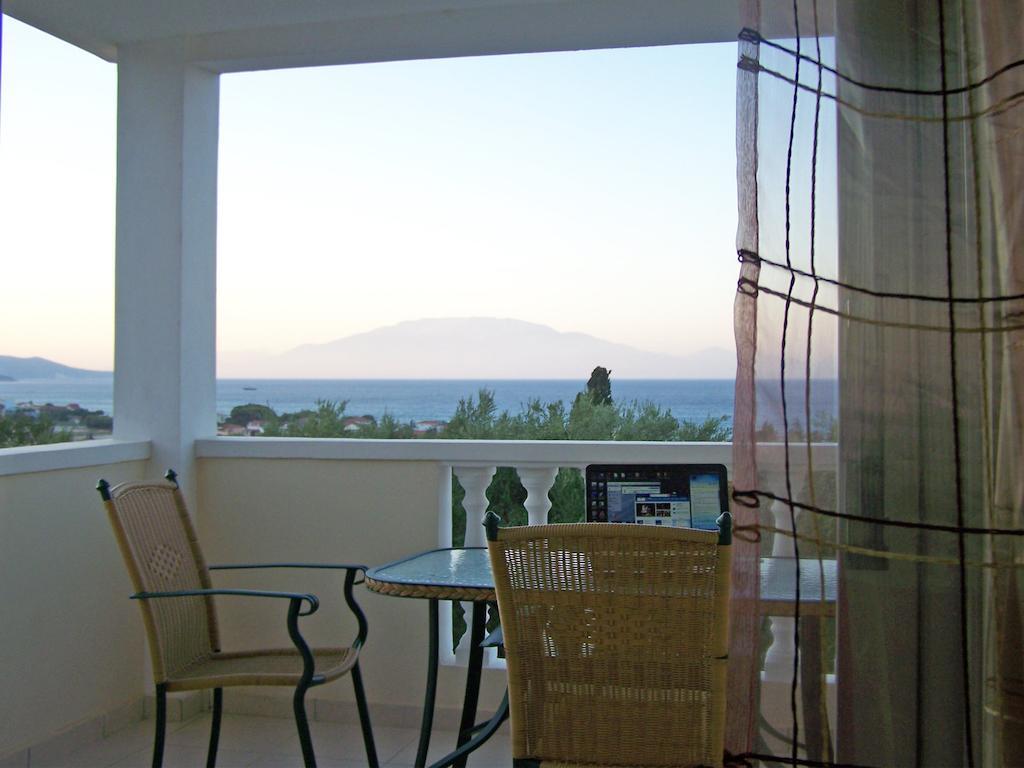 Pouliezos Koklanis Zante Apartments Alykes  Bagian luar foto