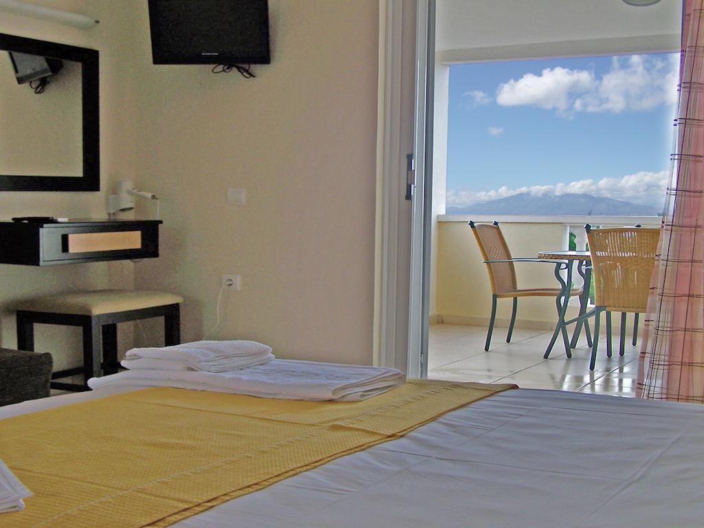 Pouliezos Koklanis Zante Apartments Alykes  Bagian luar foto