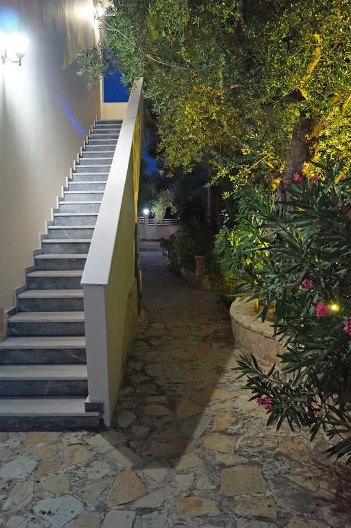 Pouliezos Koklanis Zante Apartments Alykes  Bagian luar foto